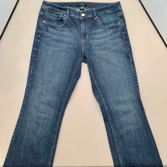 White House Black Market Jeans Adult 10R Blue Pockets Boot Leg Women’s - Picture 3 of 13